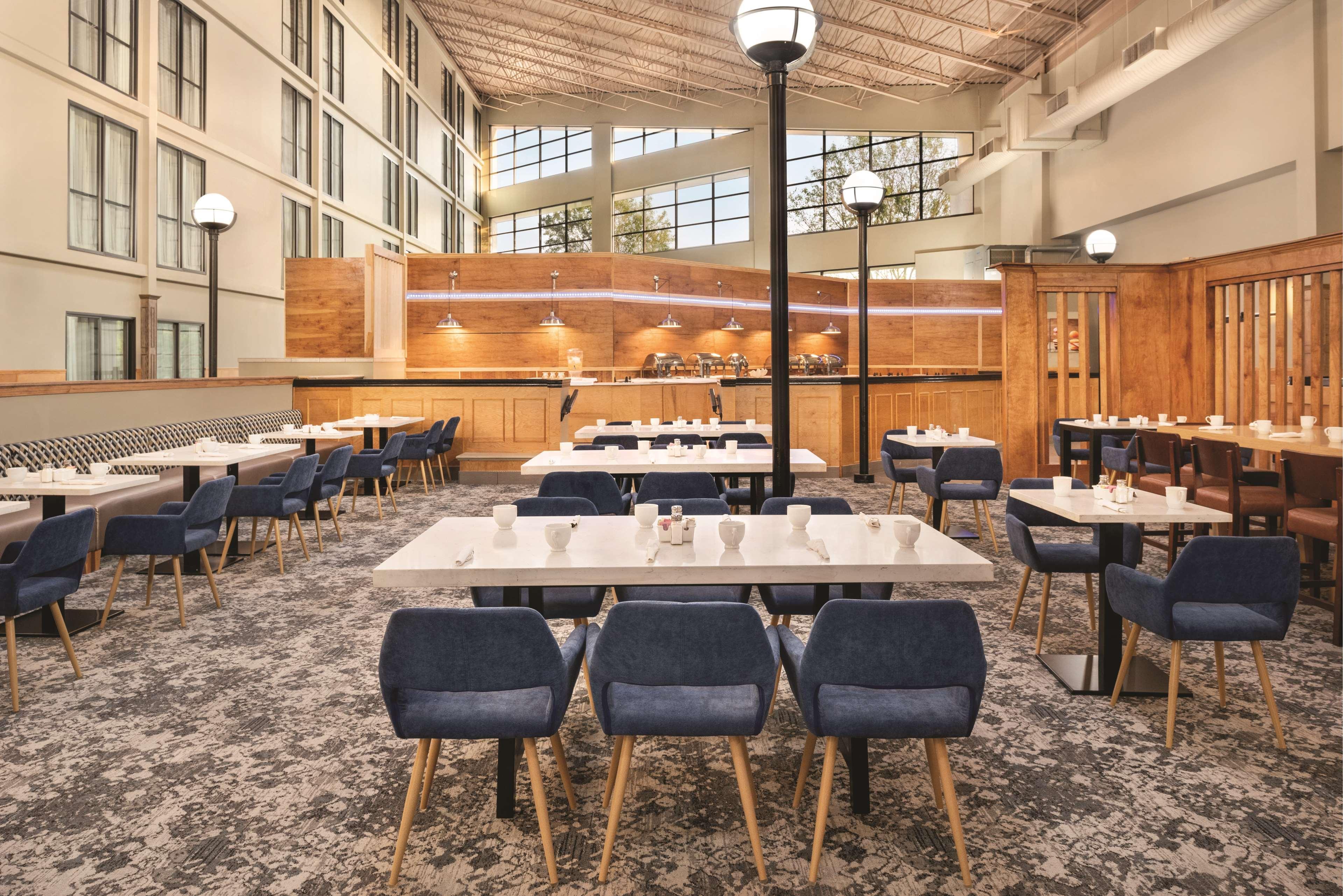 Wyndham Garden Conference Center Champaign - Urbana 호텔 외부 사진