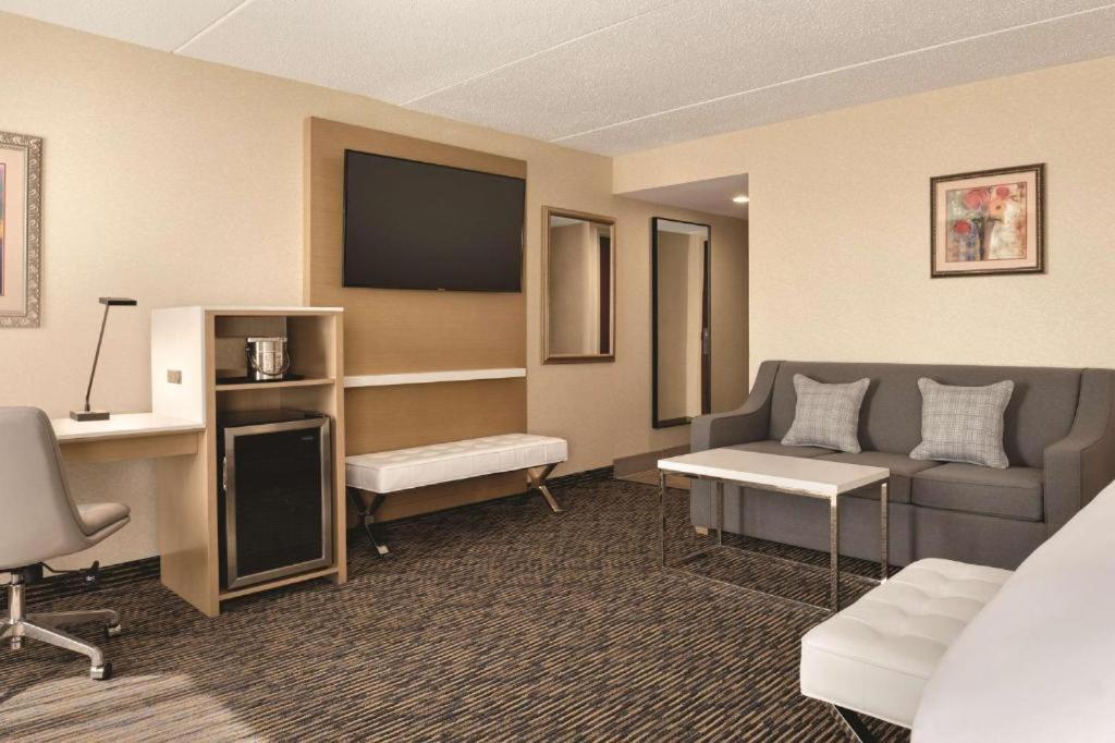 Wyndham Garden Conference Center Champaign - Urbana 호텔 외부 사진